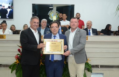 Tutmés Airan recebe título de cidadão honorário de São Miguel dos Campos