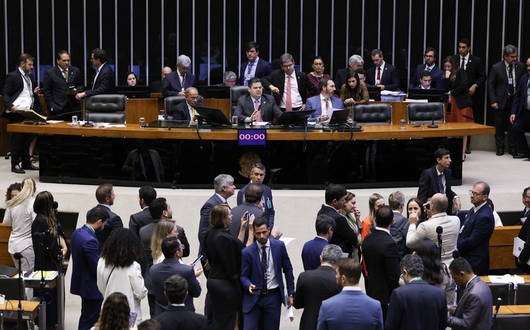Congresso vota em 30 de abril veto de Lula a PL da Dosimetria