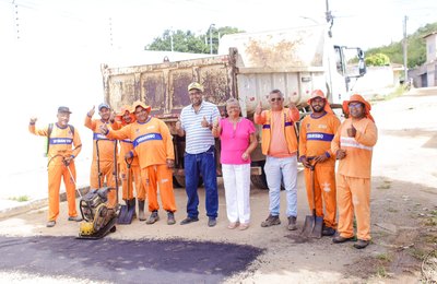 Prefeitura avança com Operação Tapa-Buracos e recuperação de vias em Palmeira dos Índios