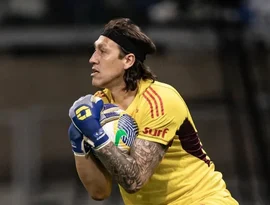 Cássio revela problemas com álcool durante passagem por Corinthians
