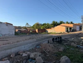 Gestão do prefeito Eduardo Bulhões constrói 17ª passagem molhada em Santana do Ipanema