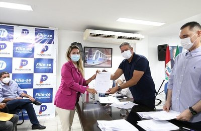 Prefeita Ângela Vanessa comemora novos recursos para investimentos em São José da Laje