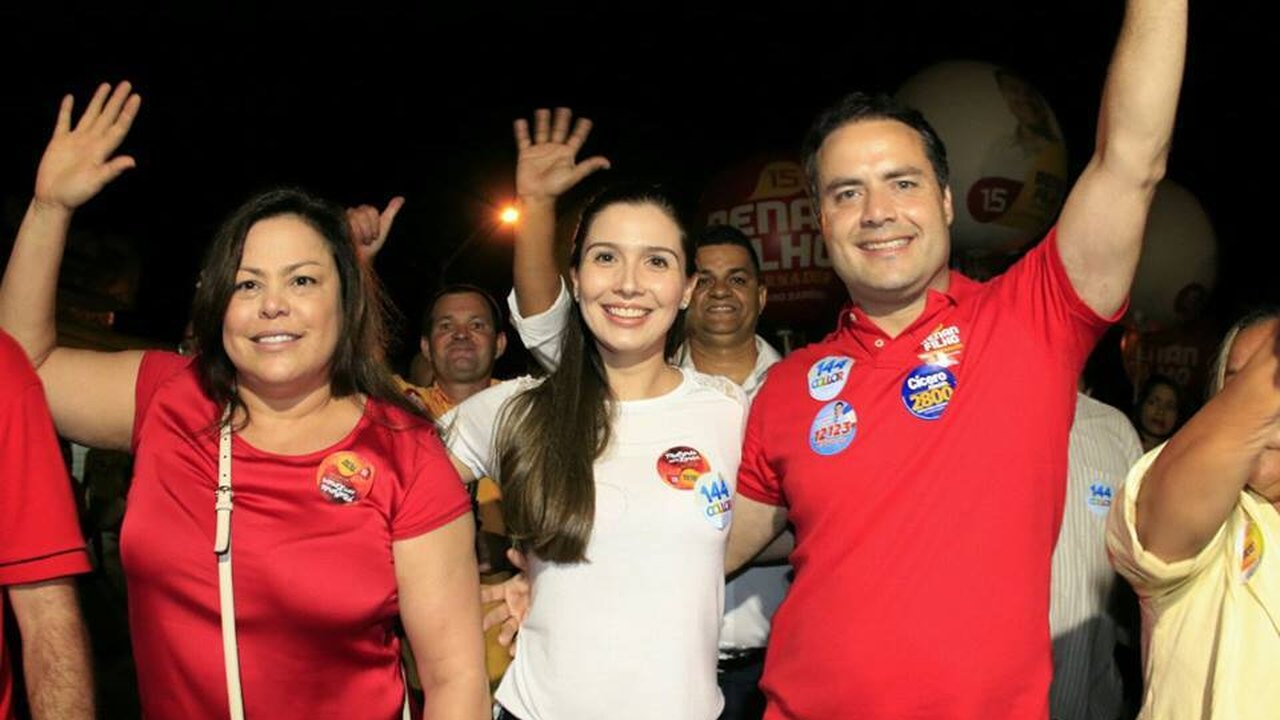 Renan Filho ganha em sua caminhada reforço de sua mãe e também da sua esposa