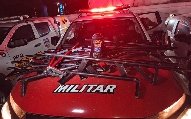 PM prende foragidos da Justiça e apreende 26 armas durante operações em Maceió