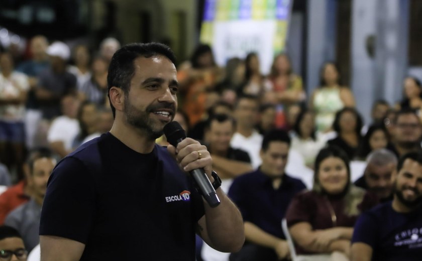 Piaçabuçu recebe um caminhão compactador do Governo e entra no cronograma do Pró-Estrada