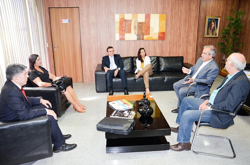 Dirigentes do Bradesco visitam presidente do TCE/AL