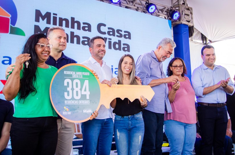 Paulo Dantas, Lula e Renan Filho entregam 384 moradias do programa Minha Casa, Minha Vida
