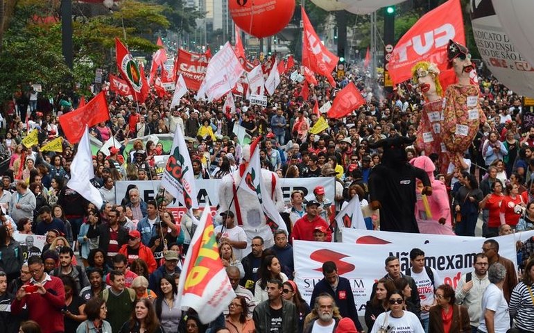 IBGE aponta que 9,2% das pessoas ocupadas são sindicalizadas