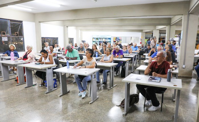 Proposta prevê reserva para candidatos a partir de 60 anos no ensino superior