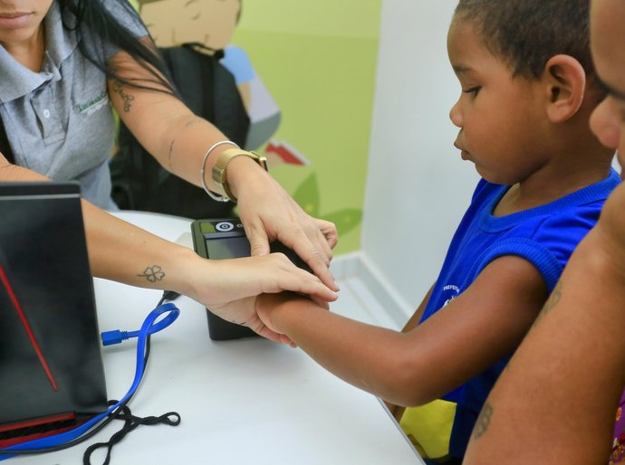 Projeto da Secretaria da Primeira Infância já garantiu carteira de identidade a mais de 2 mil crianças alagoanas