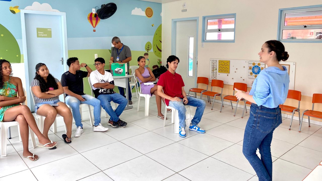 Programas sociais são oferecidos a moradores da Grota do Cigano que integram o CadÚnico