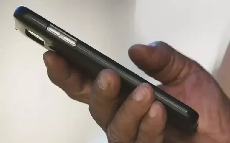 Homem é preso com 133 celulares em hotel no Centro do Rio