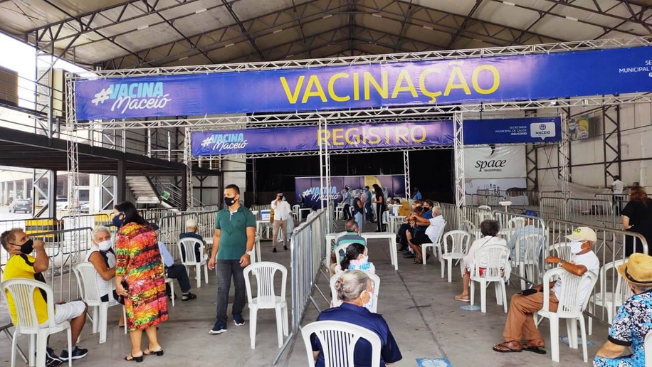 Vacinação em Alagoas ainda é lenta, mesmo já tendo imunizado mais de 254 mil pessoas