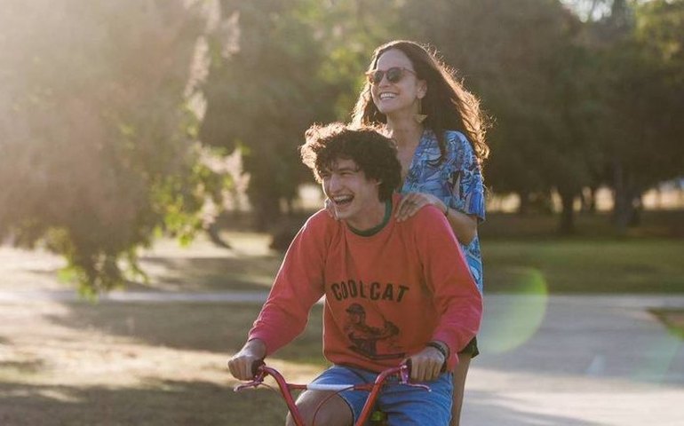 Circuito Penedo de Cinema exibe nesta sexta, 18, o filme Eduardo e Mônica, baseado na música de Renato Russo