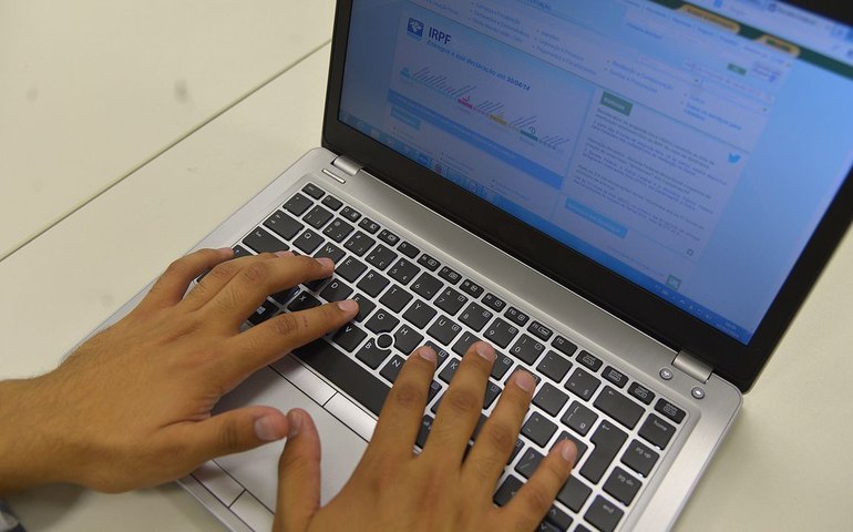 Um terço dos contribuintes ainda não declarou o IR 2025