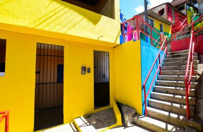 Dignidade: Vida Nova nas Grotas transforma a vida de moradores do Morro do Ary
