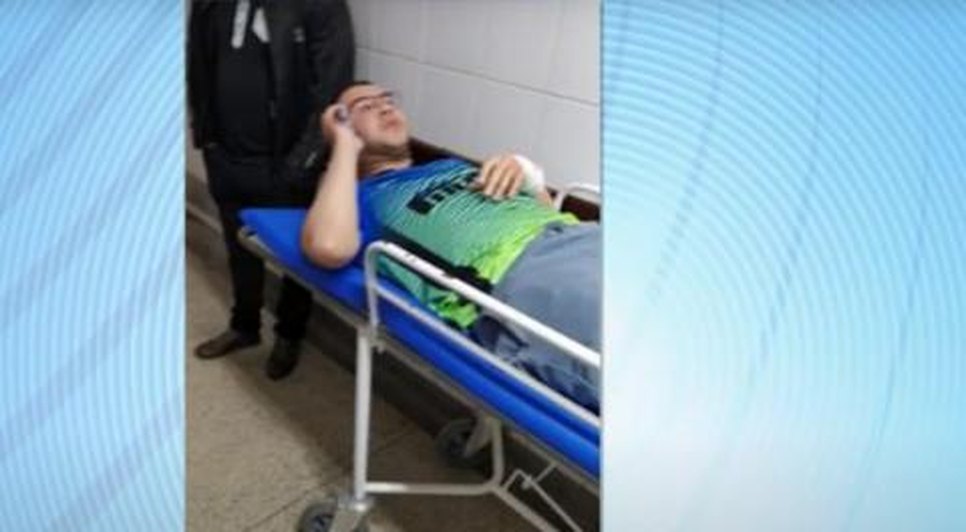 Ele foi ferido na mão e na perna |Foto: redes sociais / Foto: Ele foi ferido na mão e na perna |Foto: redes sociais