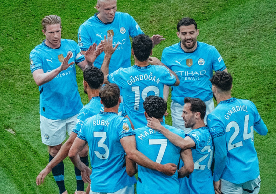 Em 'despedida' de De Bruyne, City vence Bournemouth e se aproxima de vaga na liga dos Campeões