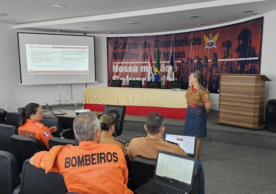 Alunos do Curso de Habilitação de Oficiais apresentam Trabalhos de Conclusão de Curso no CBMAL