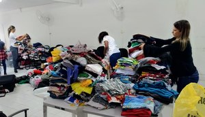 DOAÇÃO DE ROUPAS LARGO DA APARECIDA / Foto: Secom/PMA