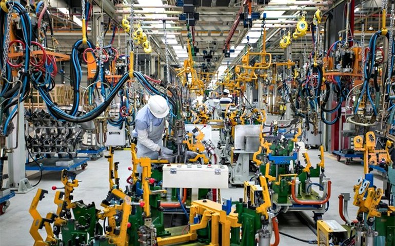 CAE ouve trabalhadores sobre proposta de isenção do IR até R$ 5 mil