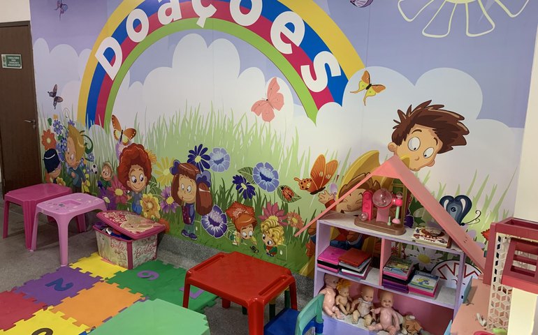Campanha Faça uma Criança Feliz arrecada doações para brinquedoteca do IML de Maceió