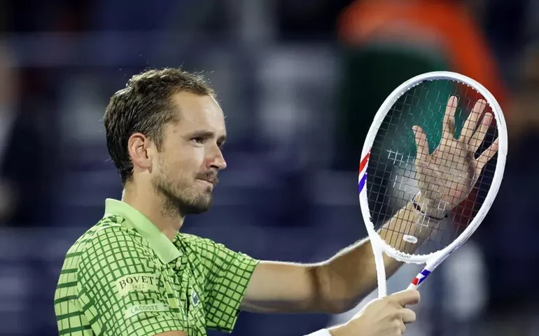 Crise no Oriente Médio deixa tenistas retidos em Dubai