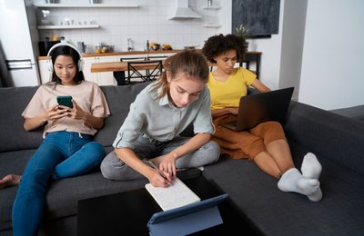Conheça cinco jogos que auxiliam na jornada de estudos para o ENEM