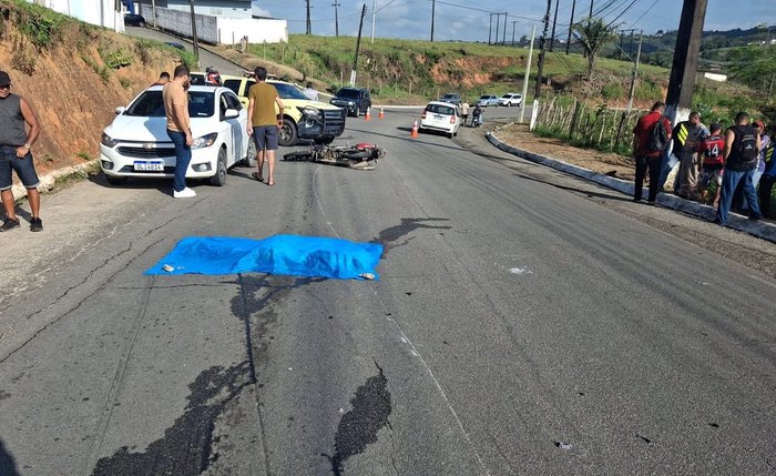 Motociclista morreu antes da chegada do socorro após colisão em Rio Largo Motociclista morreu antes da chegada do socorro após colisão em Rio Largo