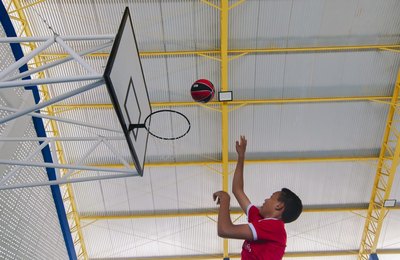 Esporte, educação e convivência: Arapiraca ganha novo ginásio poliesportivo na Vila São José