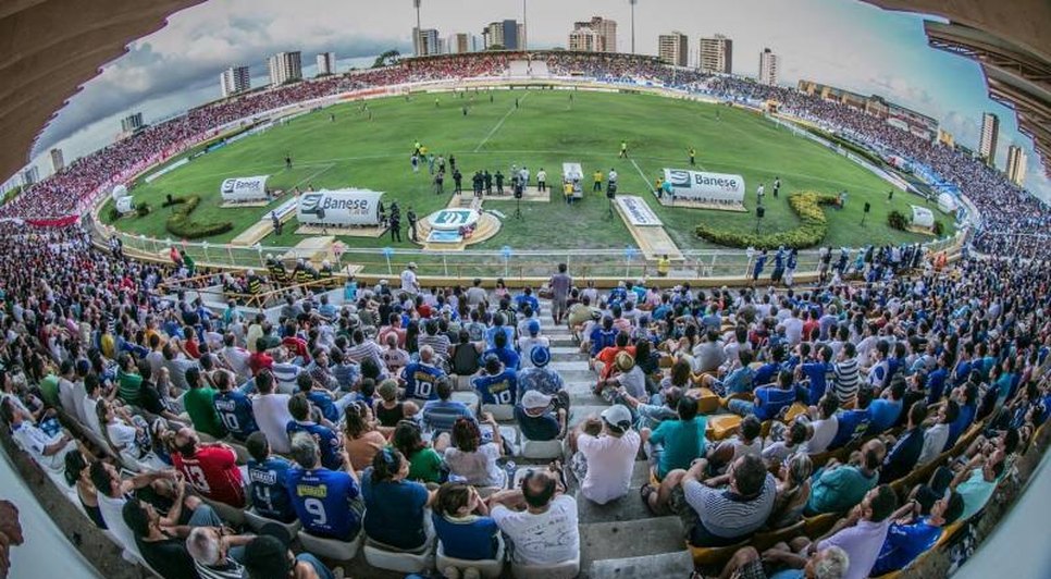 Torcida lotando estádios / Foto: internet