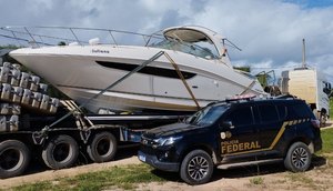 Polícia Federal recebe lancha para patrulhamento na costa de Sergipe