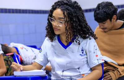 Governo do Estado incentivará estudantes que confirmarem participação da prova Saeb 2025