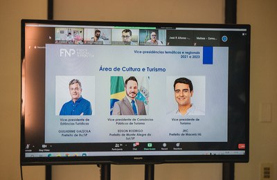 JHC assume cargo na Frente Nacional de Prefeitos e diz que momento é de união