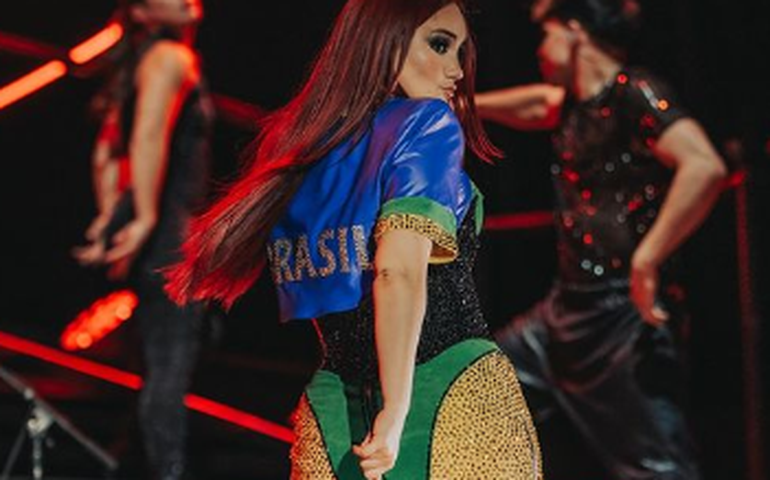 Dulce Maria diz que está doente em meio a shows do RBD no Brasil: 'Darei o melhor de mim'