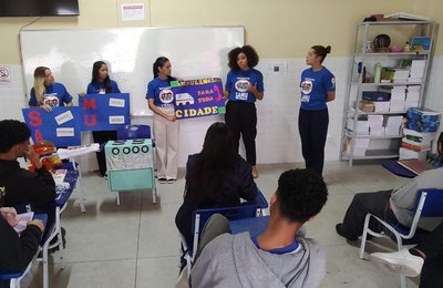 Samu leva noções de primeiros socorros e cidadania a alunos de escola na Santa Amélia