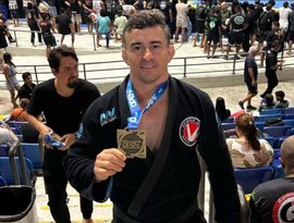 Alagoano mostra força no tatame e conquista pódio em torneio internacional de Jiu-Jítsu