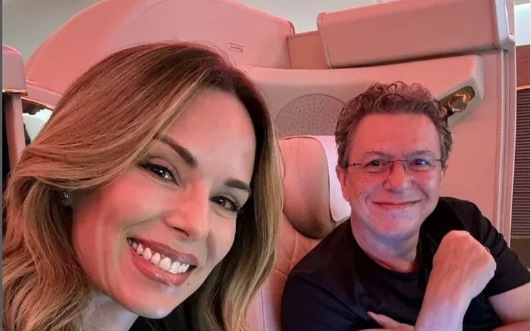 Veja detalhes de avião de luxo em que Ana Furtado e Boninho voltaram do Japão