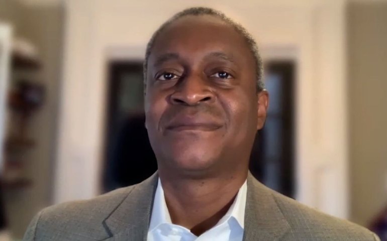 Corte de 50 pb nos juros não garante ritmo de reduções nas próximas reuniões, diz membro do Fed