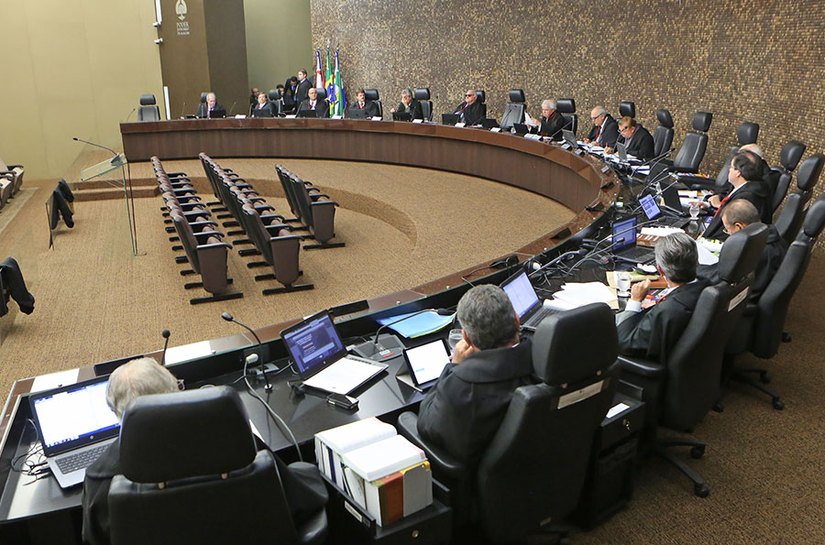 TJ determina que governador nomeie membro do MPC para vaga no TCE