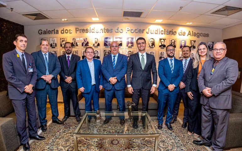 Prefeitura de Maceió e TJ/AL fortalecem parceria para o Moradia Legal e revitalização do Centro