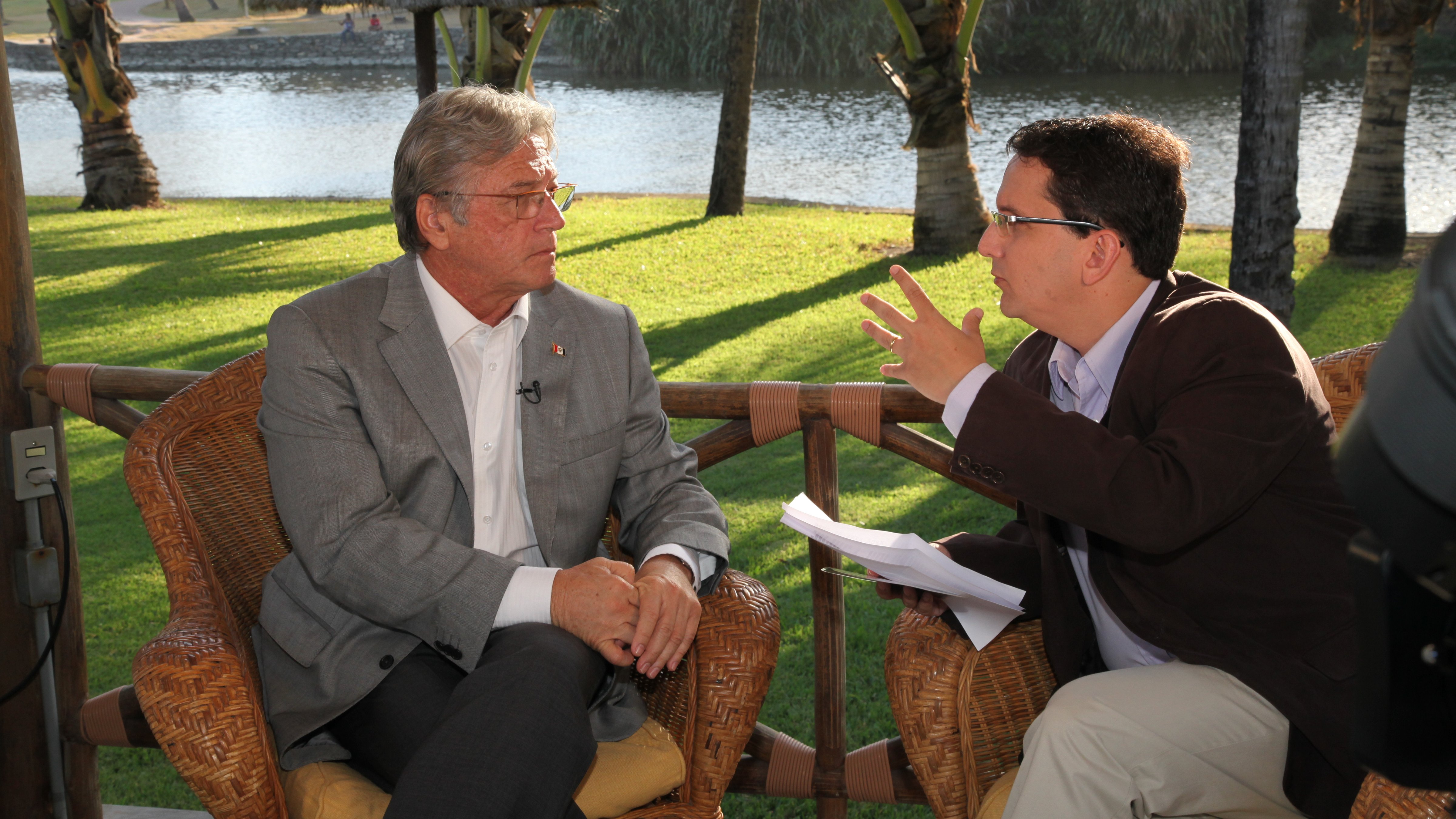 29-12-2011Teotonio entrevista (TC) (2).JPG