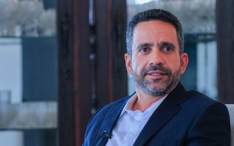 Governador anuncia pagamento de servidores para o dia 29 de março