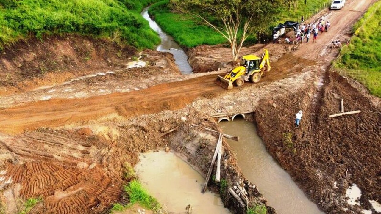 Programa Reconstruir Penedo recupera acesso ao povoado Espigão