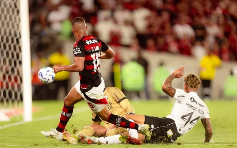 Cruz Azul chega pressionado e desfalcado para enfrentar Flamengo no Catar