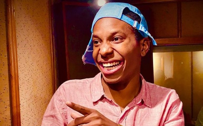 Ex- BBB celebra seis meses sóbrio e quer ajudar outros dependentes: 'meio ano de só por hoje'