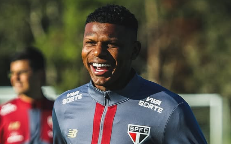 Arboleda e Rafael voltam mais cedo dos EUA e São Paulo terá reforços na estreia do Paulistão