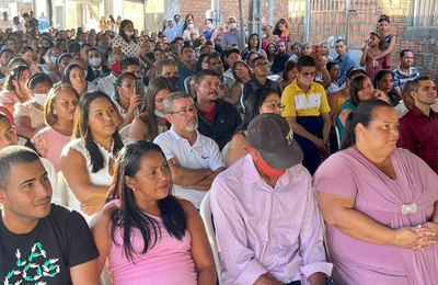 141 casais oficializam a união em casamento coletivo da Justiça Itinerante