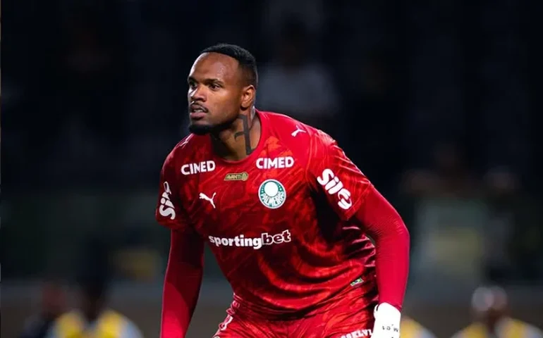 Corinthians retira cadeira da Neo Química Arena após injúria racial a Carlos Miguel