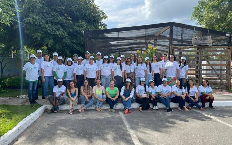 Visitadores do Programa Criança Feliz recebem novos kits de trabalho para facilitar identificação e segurança de famílias assistidas